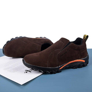 Men Synthetic Suede Outdoor Slip Resistant Elastic Slip On Hiking Shoes